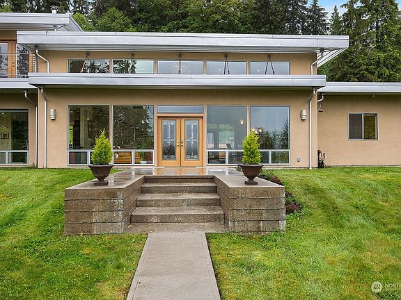 3rd image of 17310 267th Drive SE