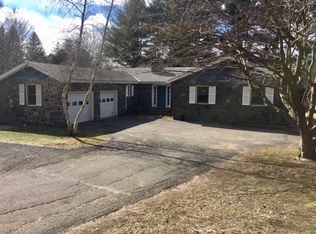 17 Orchard Rd, East Haddam, CT 06423
