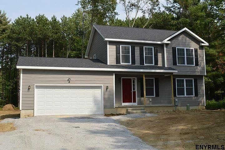 1st image of 24 Brampton Ln