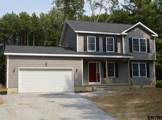 24 Brampton Ln, Gansevoort, NY 12831