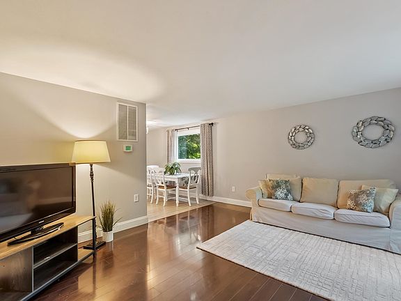 5th image of 29 Webber Road Unit A