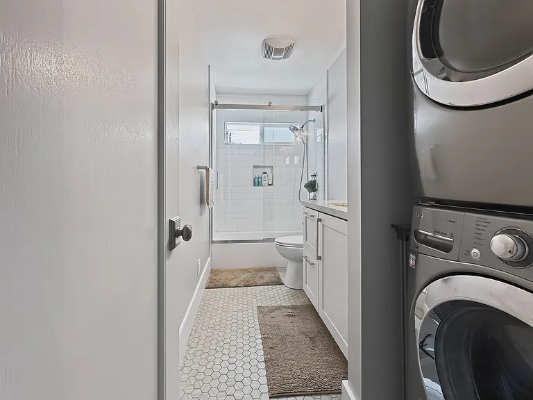 436 Riverdale Dr — Photo 11