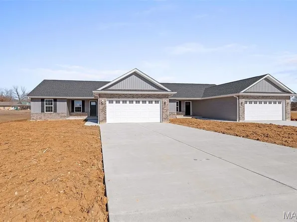 129 Grindstone Ct, Moscow Mills, MO 63362