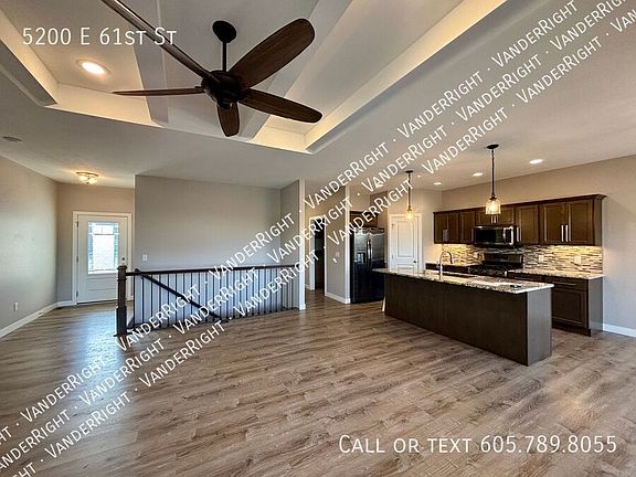 5th image of 5200 E 61st St