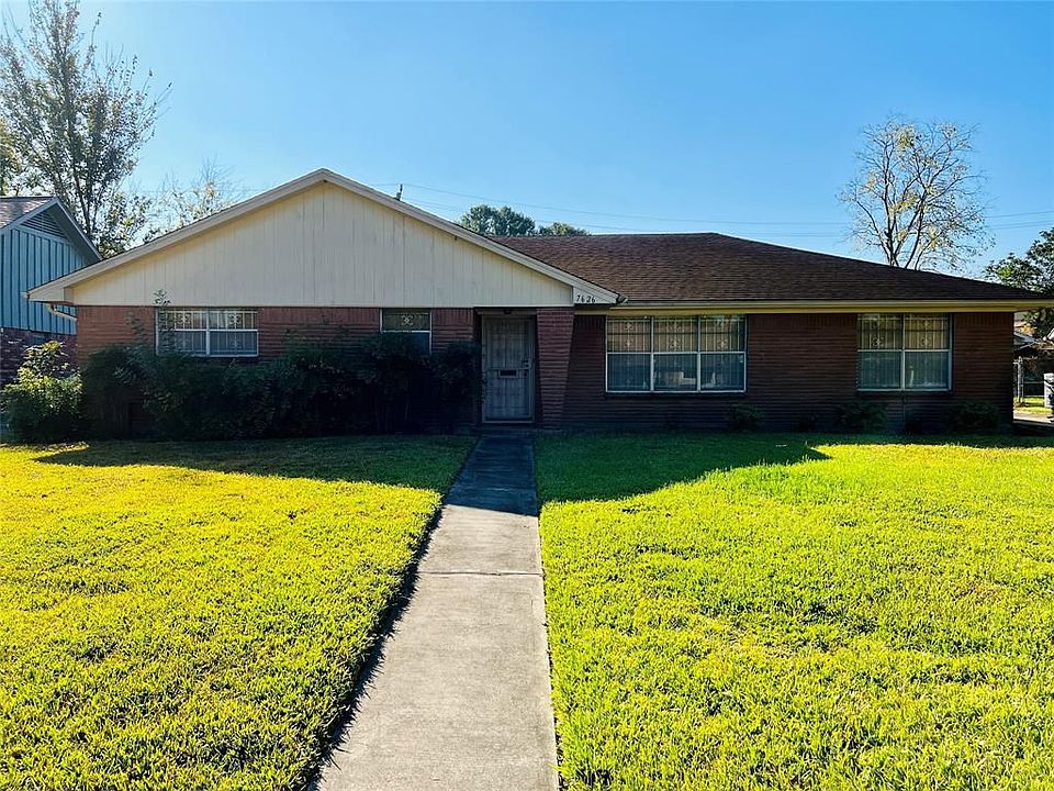1st image of 7626 Montglen Dr