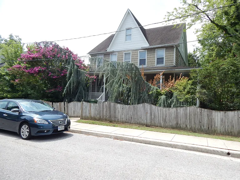 3013 Mary Ave #3 — Photo 2