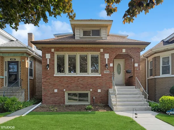 7810 Cressett Dr, Elmwood Park, IL 60707