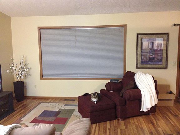 4th image of 442 Whispering River Ln