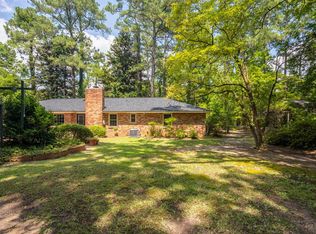 1170 Barnwell Dr, Sumter, SC 29154