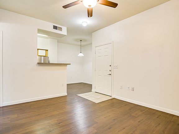 5th image of 2320 Gracy Farms Ln APT 111