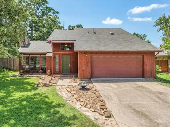 1101 Todd Trl, College Station, TX 77845