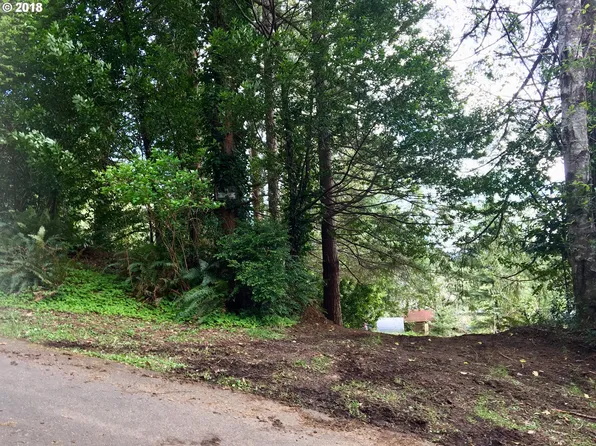 0 W 5th St, Coquille, OR 97423