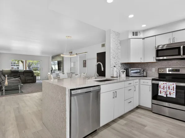 3201 Portofino Pt #F1, Coconut Creek, FL 33066