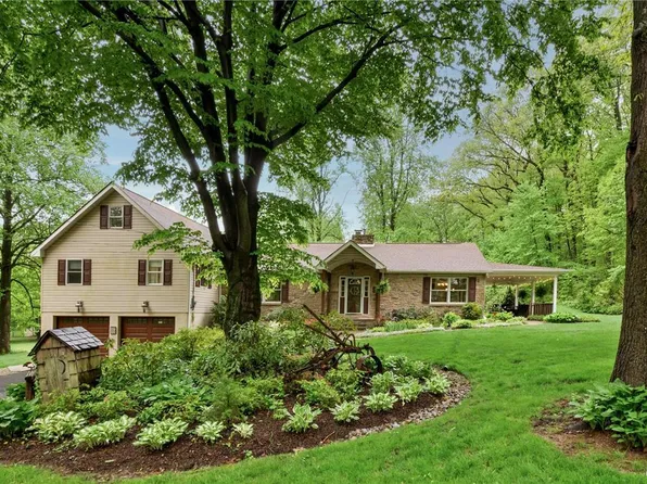 5936 Glen Rd, Coopersburg, PA 18036