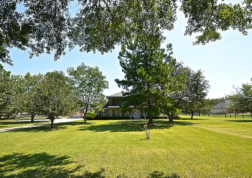 1st image of 4102 Glenwood Dr