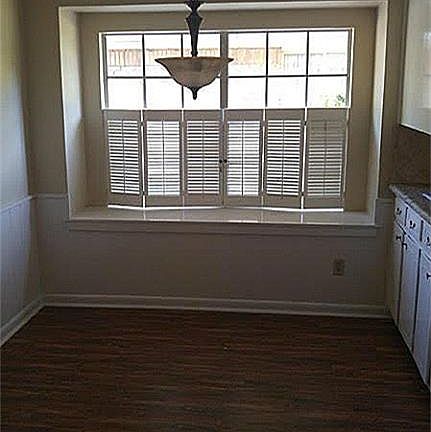2nd image of 915 Timber Cove Dr