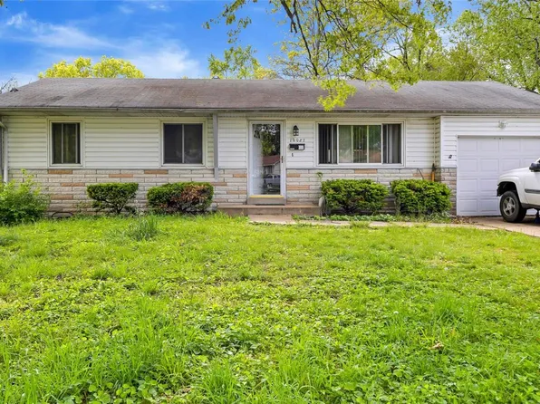 10087 McCartney Ln, Saint Louis, MO 63137