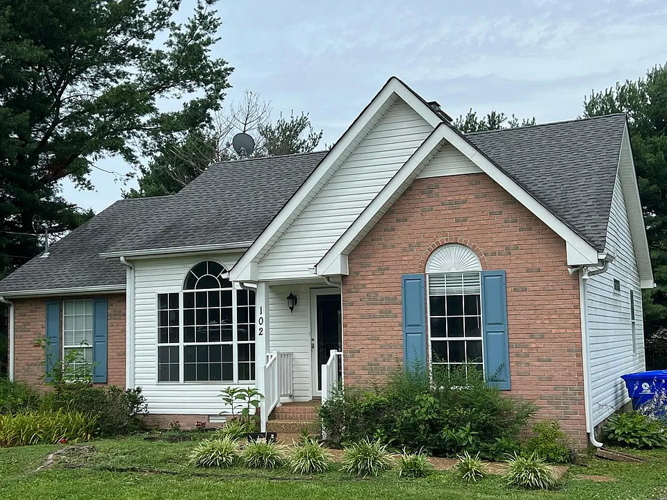 102 Bridlewood Ct