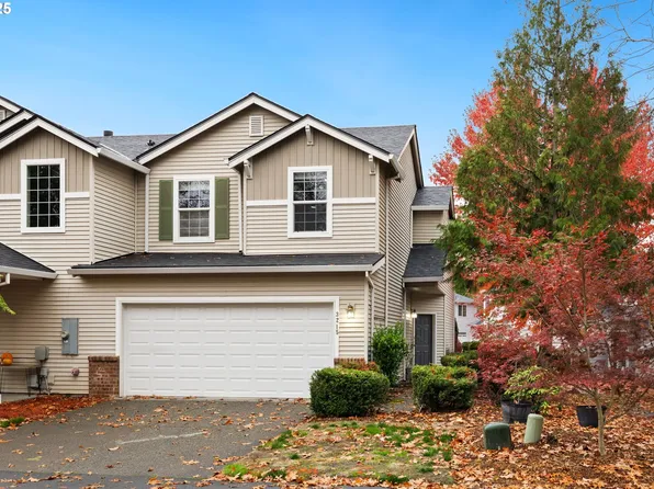 3215 SE Robin Cir, Hillsboro, OR 97123