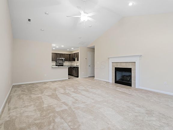 5th image of 7548 Cherry Brook Dr