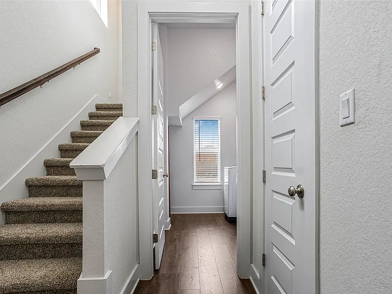 6721 Empresa Dr — Photo 31
