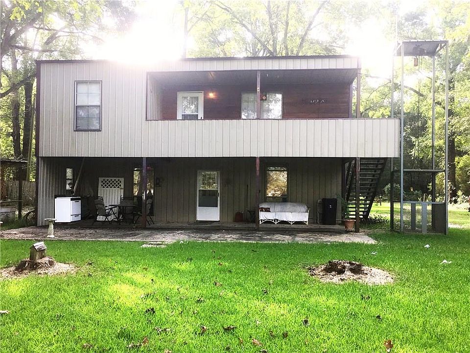 1st image of 991 Pecan Dr