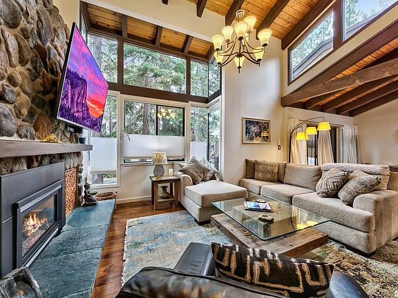 4th image of 60 Burke Creek Cir