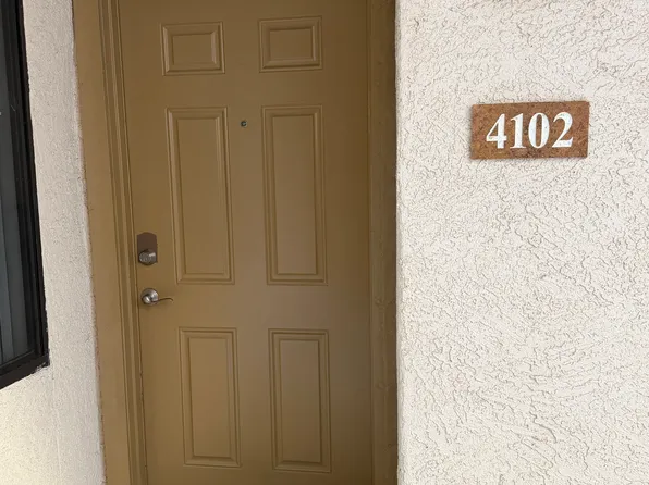 2550 E River Rd, Tucson, AZ