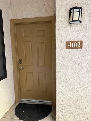 2550 E River Rd Photo 1