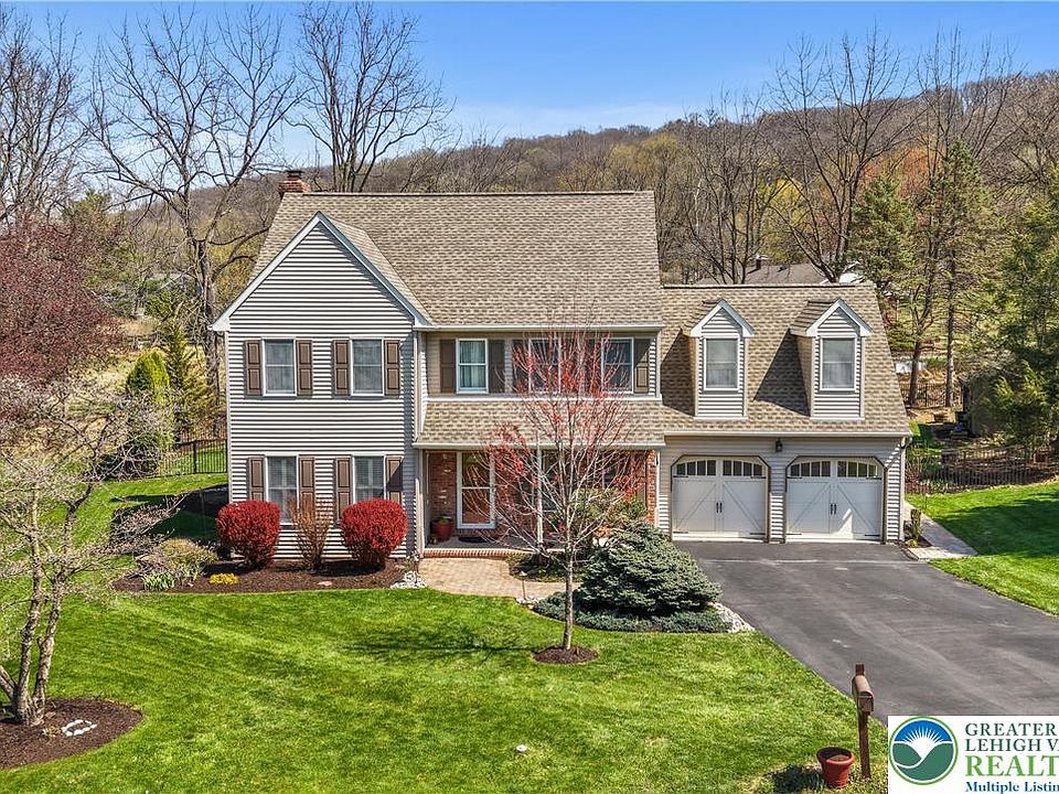 1st image of 1625 Arrowwood Dr