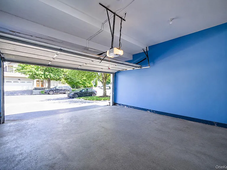 101 Raspberry Ct — Photo 43