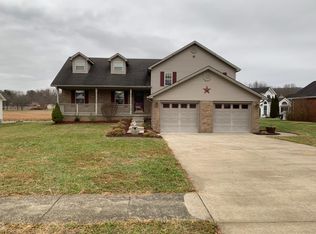 109 Castle Dr, Berea, KY 40403