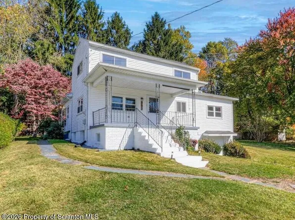 352 River St, Old Forge, PA 18518