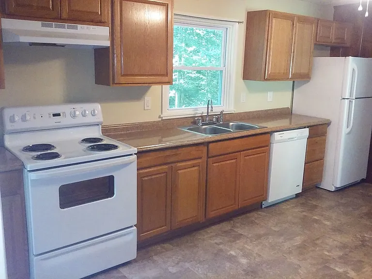 7973 Charlotte Pike — Photo 3