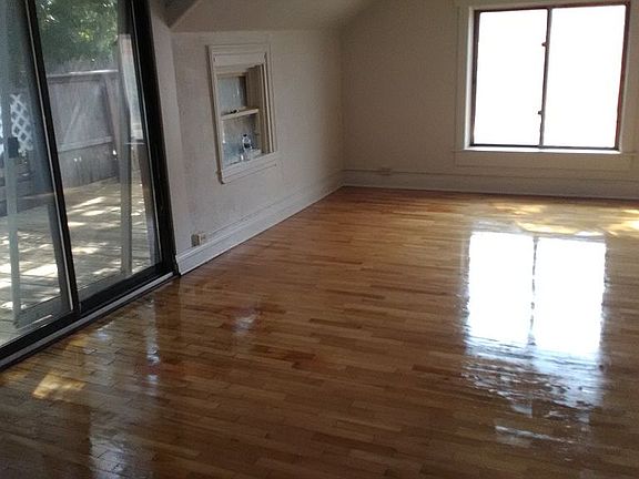 5th image of 622 N Westnedge Ave