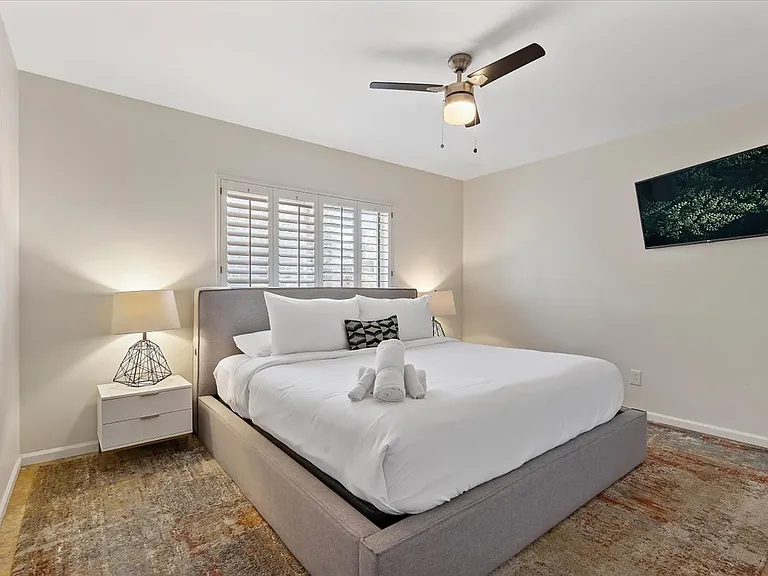 6252 E Beverly Ln — Photo 21