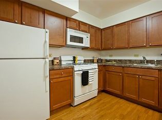 2080 Hassell Rd APT 302, Hoffman Estates, IL 60169