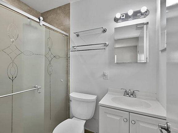 5th image of 1436 SW 16th Terrace