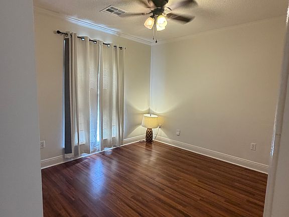 5th image of 184 S Concord Rd #1