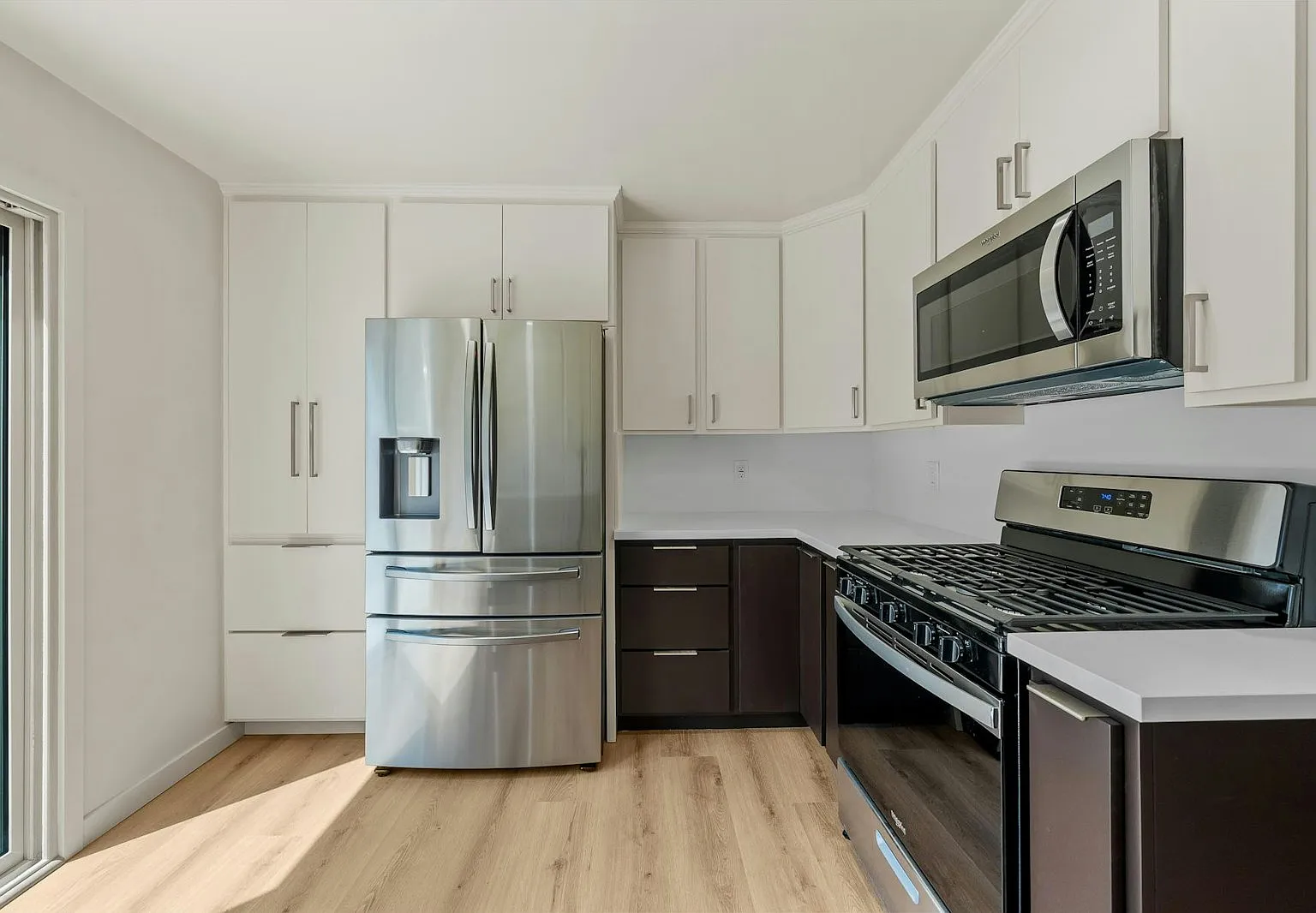 6165 Severin Drive, Unit 6165 — Photo 1