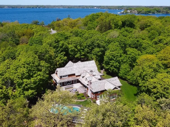 2875 Gale Rd, Wayzata, MN 55391
