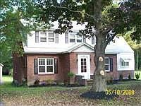 90 Maple Front