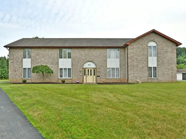 894 Pearson Cir Unit 3, Youngstown, OH 44512