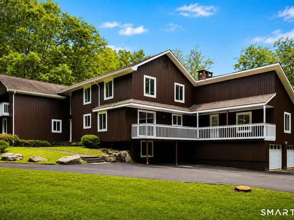 21 Deepwood Road, Weston, CT 06883