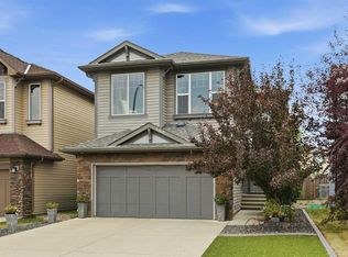 160 W Brightoncrest Mnr SE, Calgary, AB T2Z0N9