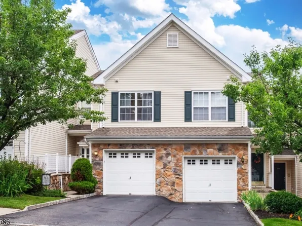 145 Mountainside Dr, Pompton Lakes Boro, NJ 07442