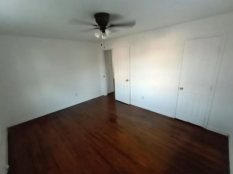 840 Orville Ave — Photo 6