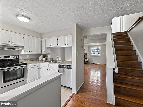 5th image of 1644 10th St S