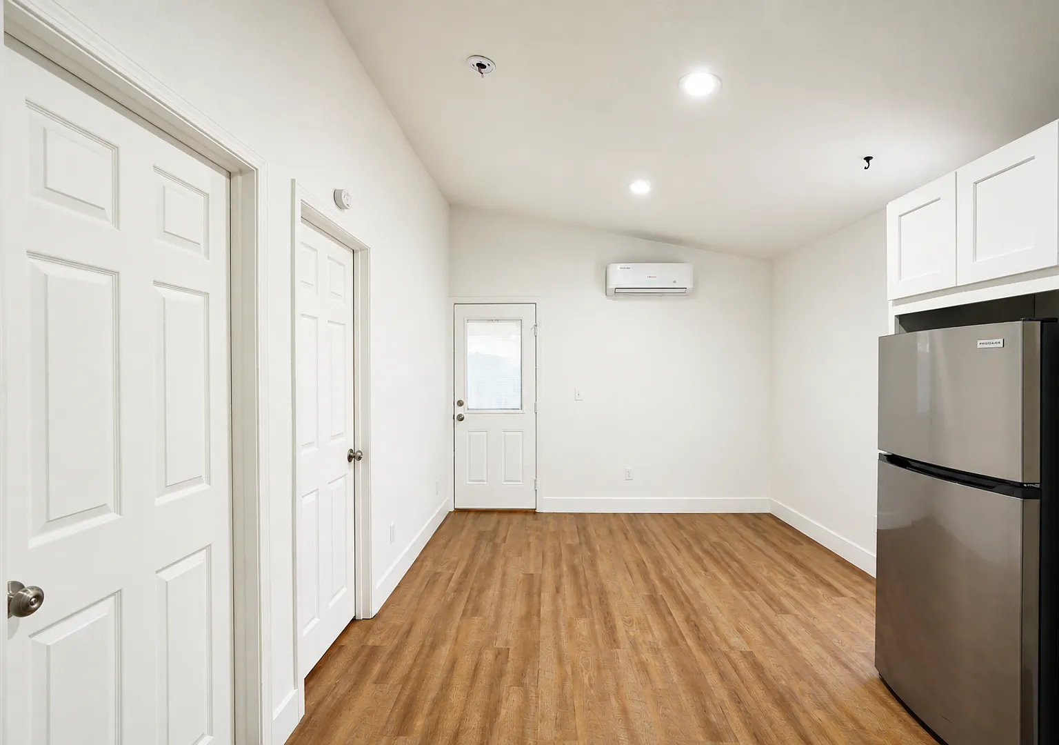 10637 Sagittarius Drive — Photo 4