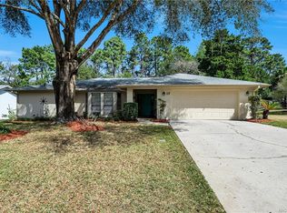 17 Plum Ct, Homosassa, FL 34446